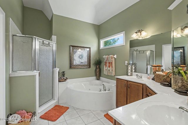 3815 Park Creek Drive, Southaven, MS 38672