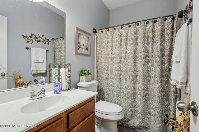 3815 Park Creek Drive, Southaven, MS 38672