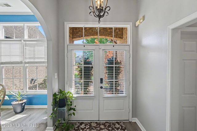 3815 Park Creek Drive, Southaven, MS 38672