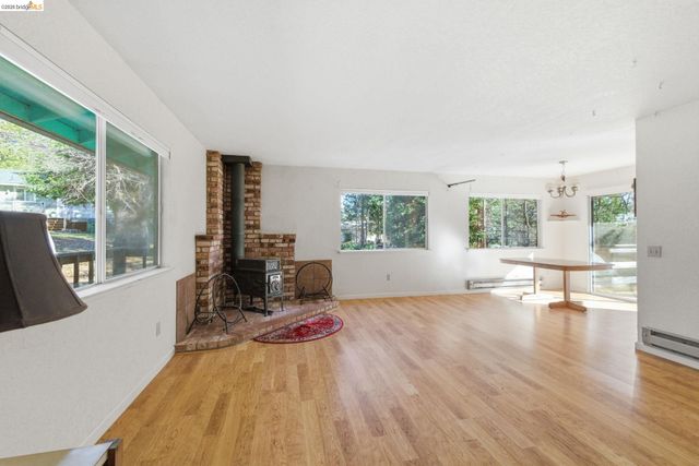 17173 Mount Elizabeth Dr, Sonora, CA 95370