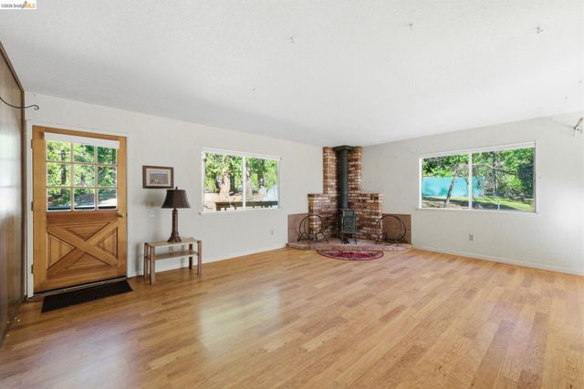 17173 Mount Elizabeth Dr, Sonora, CA 95370