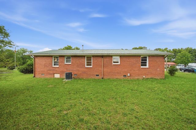 1828 Dellwood Drive, Orangeburg, SC 29115