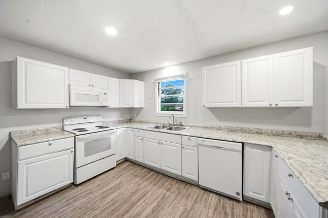 1828 Dellwood Drive, Orangeburg, SC 29115