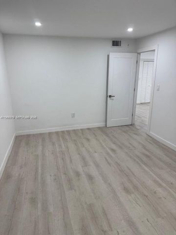 1605 Meridian Ave 401, Miami Beach, FL 33139