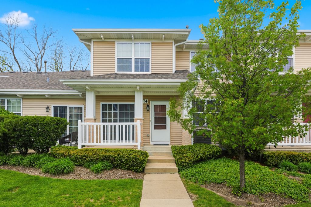 1274 Walnut Glen Drive, Crystal Lake, IL 60014