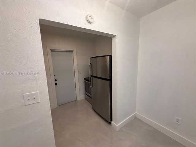 1251 NW 61st St 5, Miami, FL 33142