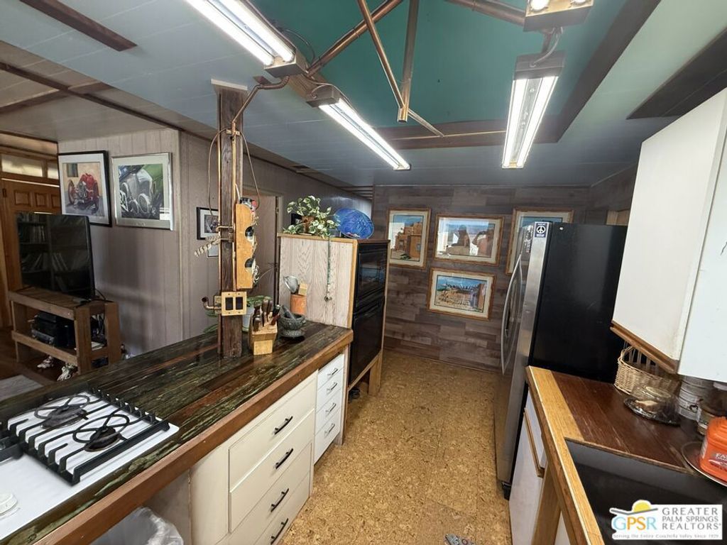 Image 11 of property listing at 18131 Langlois Road H1, Desert Hot Springs, CA 92241