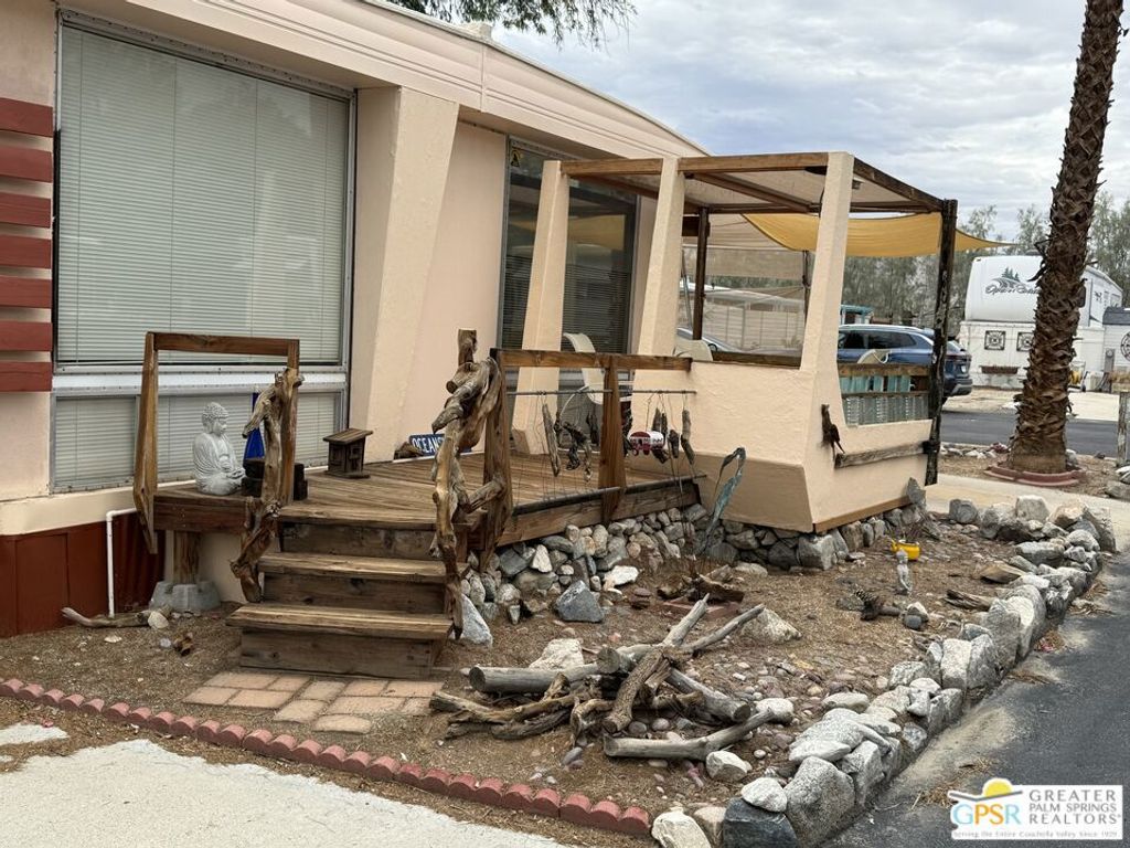 Image 32 of property listing at 18131 Langlois Road H1, Desert Hot Springs, CA 92241