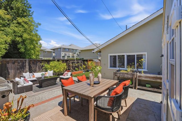 510 Sterling View Avenue, Belmont, CA 94002