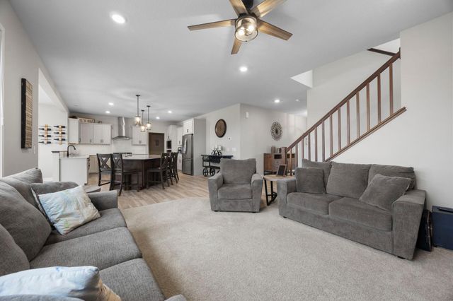 14341 Alder Way, Rosemount, MN 55068