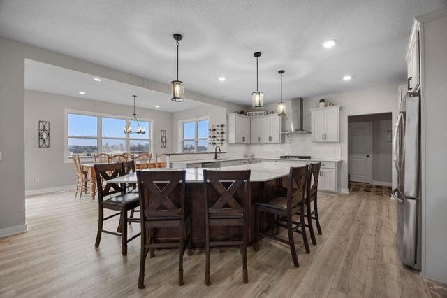 14341 Alder Way, Rosemount, MN 55068