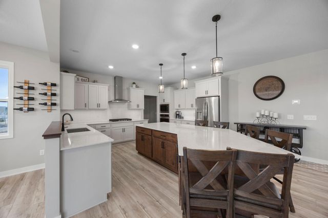 14341 Alder Way, Rosemount, MN 55068