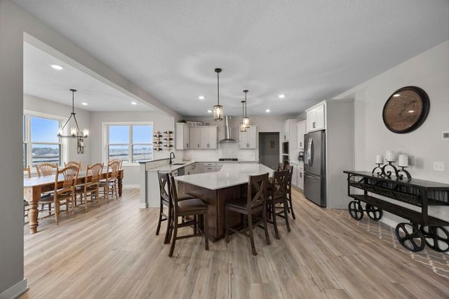 14341 Alder Way, Rosemount, MN 55068