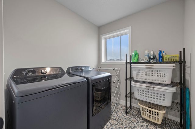 14341 Alder Way, Rosemount, MN 55068