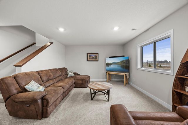 14341 Alder Way, Rosemount, MN 55068