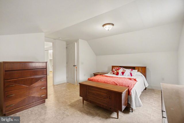 51 TROY DR, Lititz, PA 17543