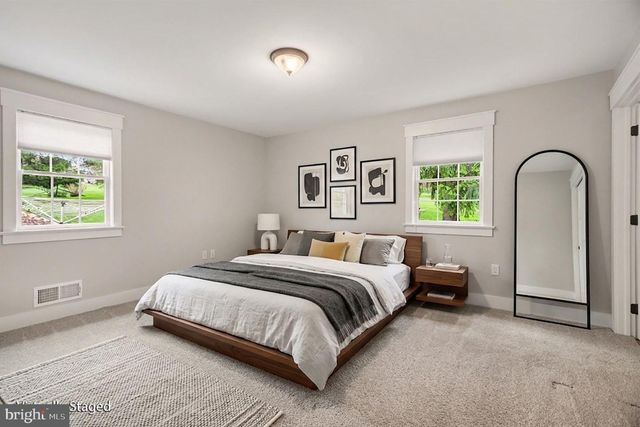 51 TROY DR, Lititz, PA 17543