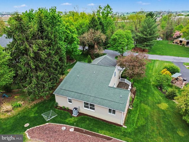 51 TROY DR, Lititz, PA 17543