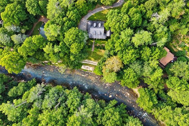 525 Gallery Court, Ellijay, GA 30540