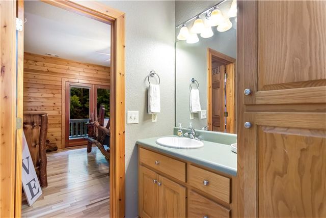 525 Gallery Court, Ellijay, GA 30540