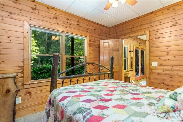 525 Gallery Court, Ellijay, GA 30540