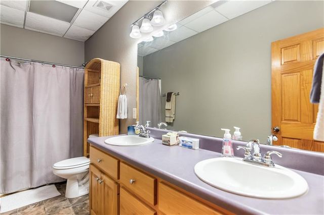 525 Gallery Court, Ellijay, GA 30540