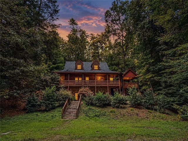 525 Gallery Court, Ellijay, GA 30540