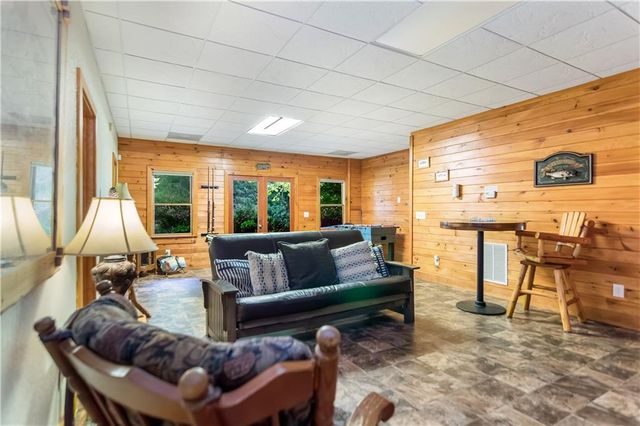 525 Gallery Court, Ellijay, GA 30540