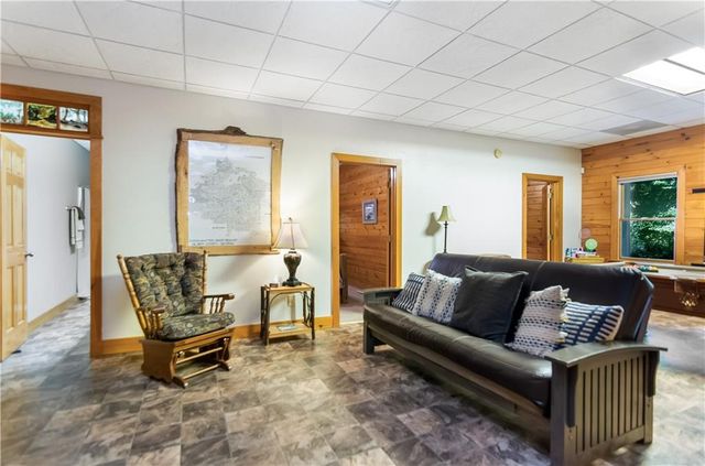 525 Gallery Court, Ellijay, GA 30540