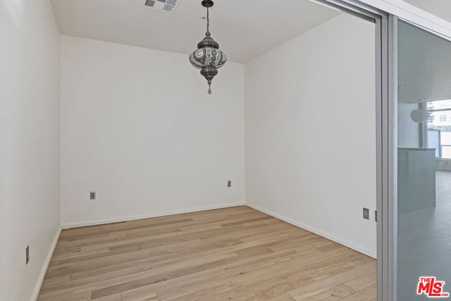 1155 S Grand Avenue 508, Los Angeles, CA 90015