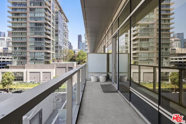 1155 S Grand Avenue 508, Los Angeles, CA 90015