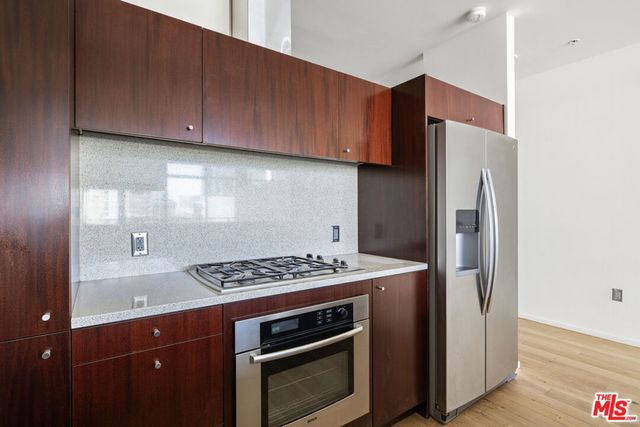 1155 S Grand Avenue 508, Los Angeles, CA 90015