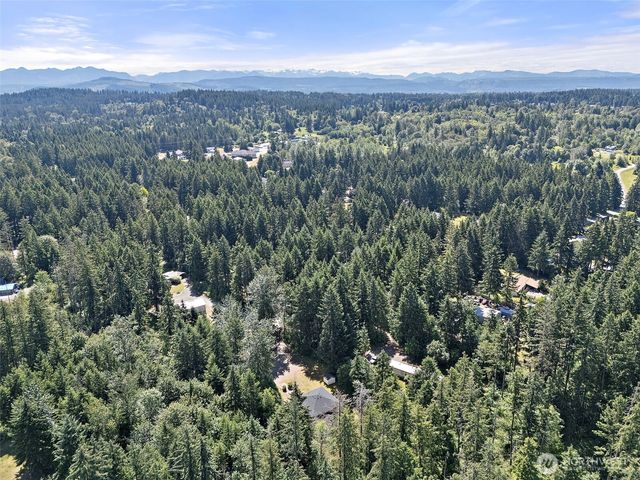 20820 127th Avenue E, Graham, WA 98338
