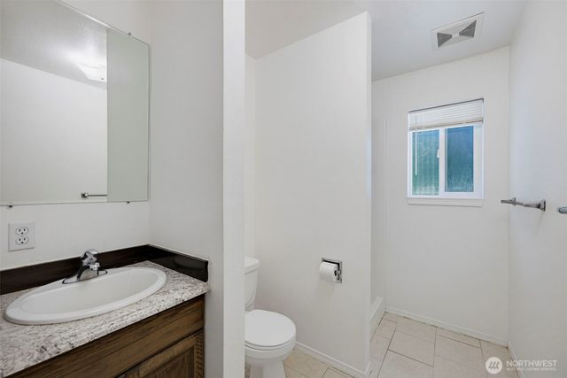 20820 127th Avenue E, Graham, WA 98338