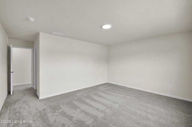 8417 Hollis Vw Way, Louisville, KY 40214