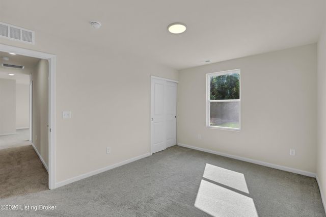 8417 Hollis Vw Way, Louisville, KY 40214