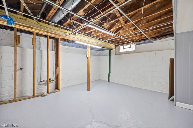 624 Eastern Heights Boulevard, Elyria, OH 44035