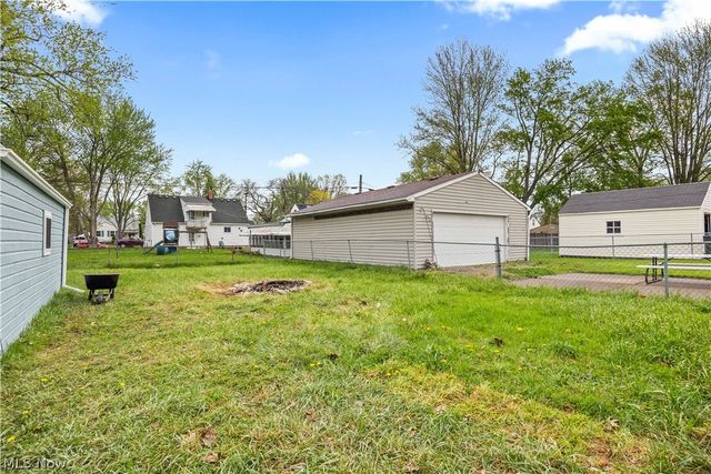 624 Eastern Heights Boulevard, Elyria, OH 44035