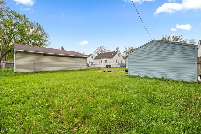 624 Eastern Heights Boulevard, Elyria, OH 44035