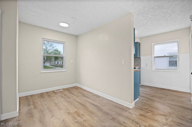 624 Eastern Heights Boulevard, Elyria, OH 44035