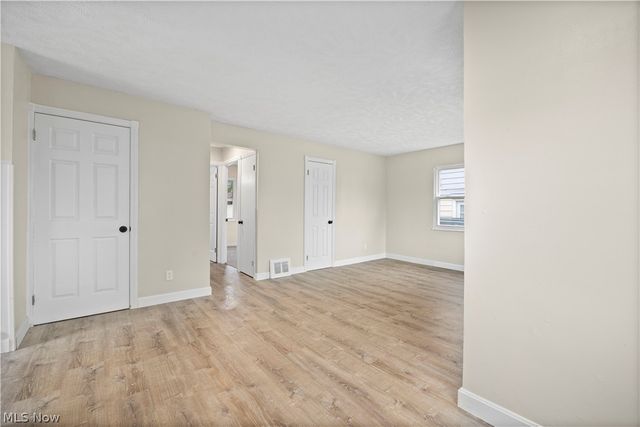 624 Eastern Heights Boulevard, Elyria, OH 44035