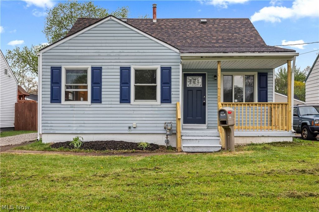 624 Eastern Heights Boulevard, Elyria, OH 44035