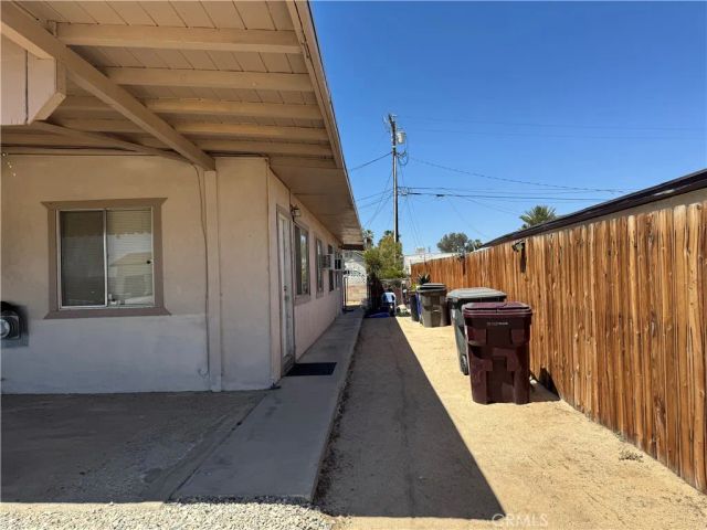 6450 Athol, 29 Palms, CA 92277