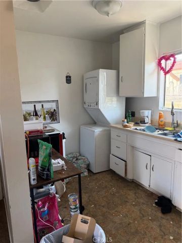 6450 Athol, 29 Palms, CA 92277
