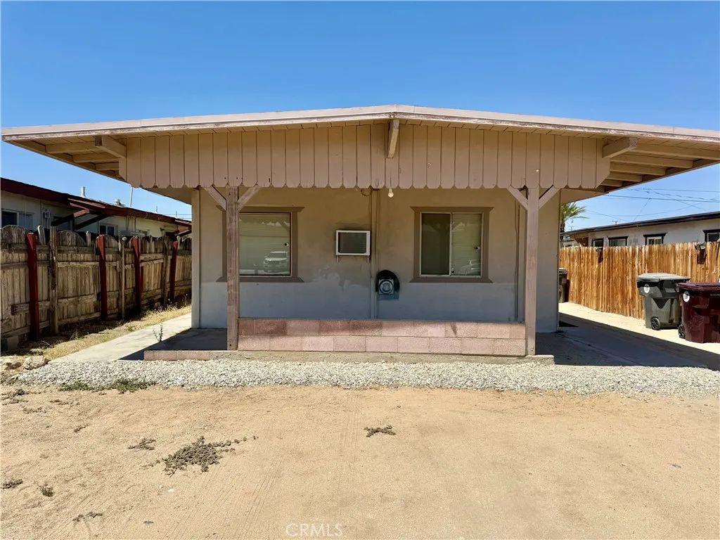 6450 Athol, 29 Palms, CA 92277
