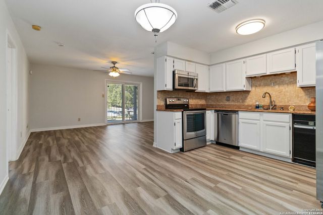 4119 Medical Dr Apt F203, San Antonio, TX 78229