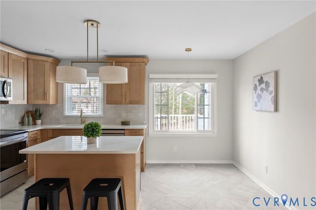 7301 Native Dancer Dr, Midlothian, VA 23112