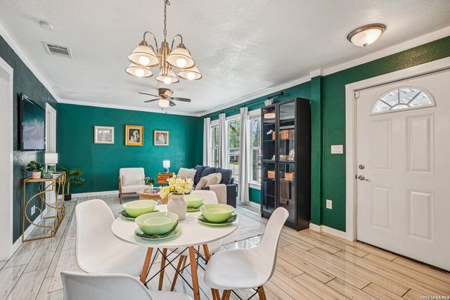 339 FUTURE DR, San Antonio, TX 78213