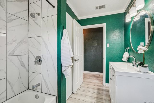 339 FUTURE DR, San Antonio, TX 78213