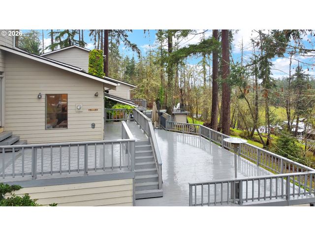 34846 MATTHEWS Rd, Eugene, OR 97405